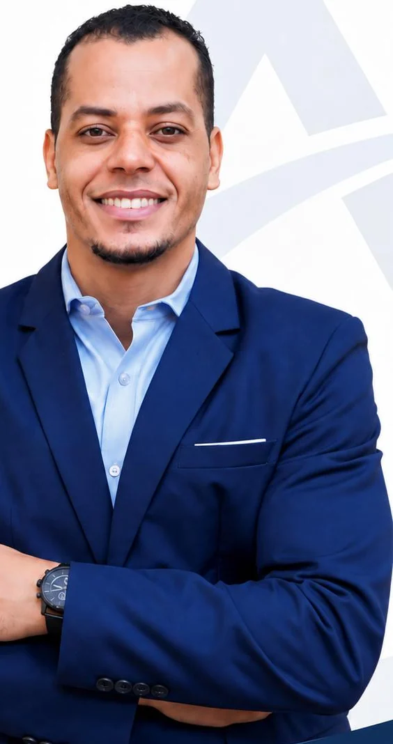 Retrato profesional compartido por AYBAR CONSULTING